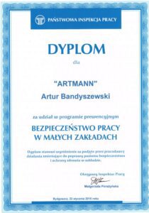 wyroznienia-artmann-01